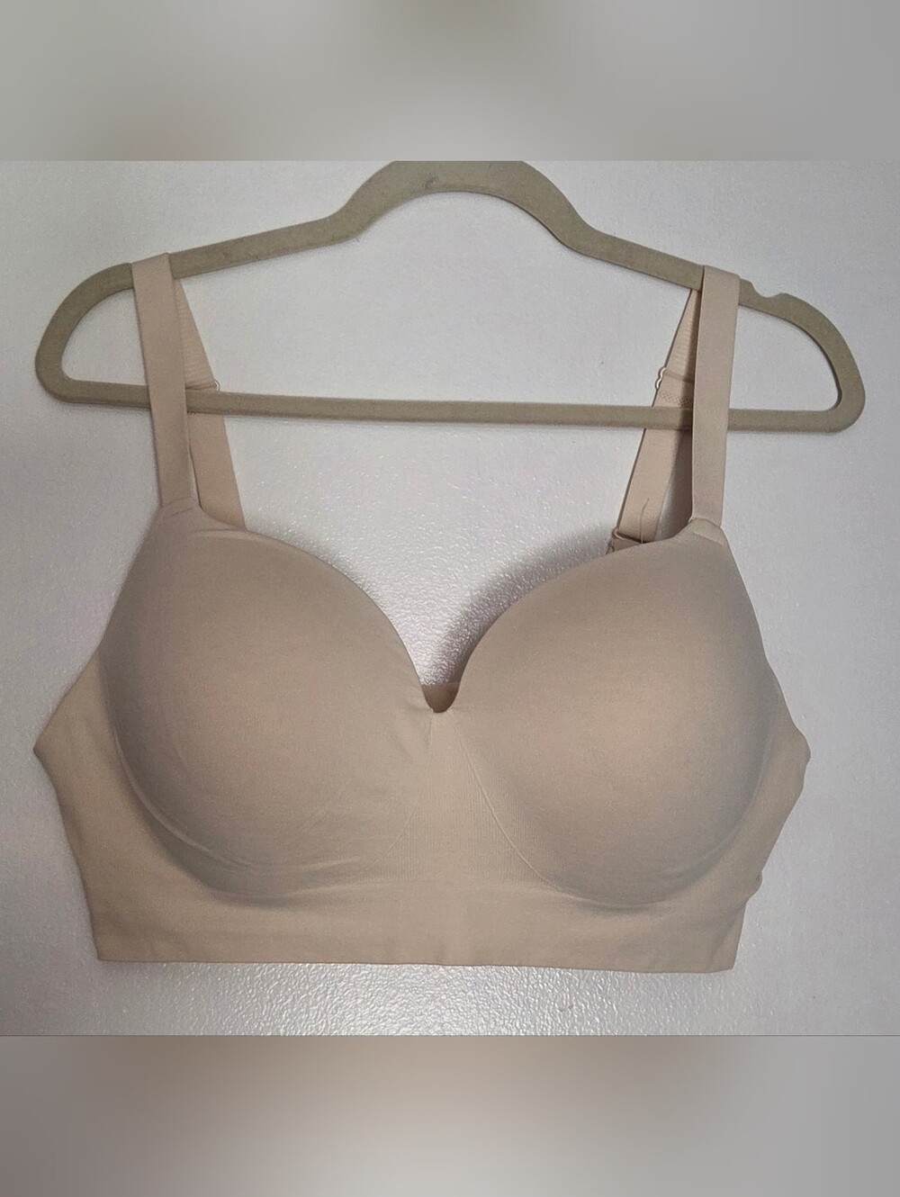 Seamless Nude T-Shirt Bra with Light Padding